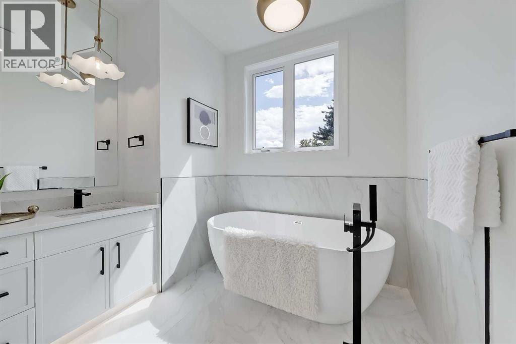 520 22 Avenue NW — photo 23