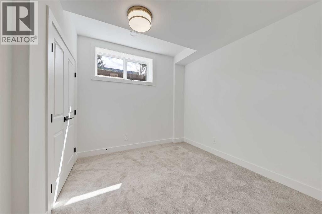 520 22 Avenue NW — photo 39