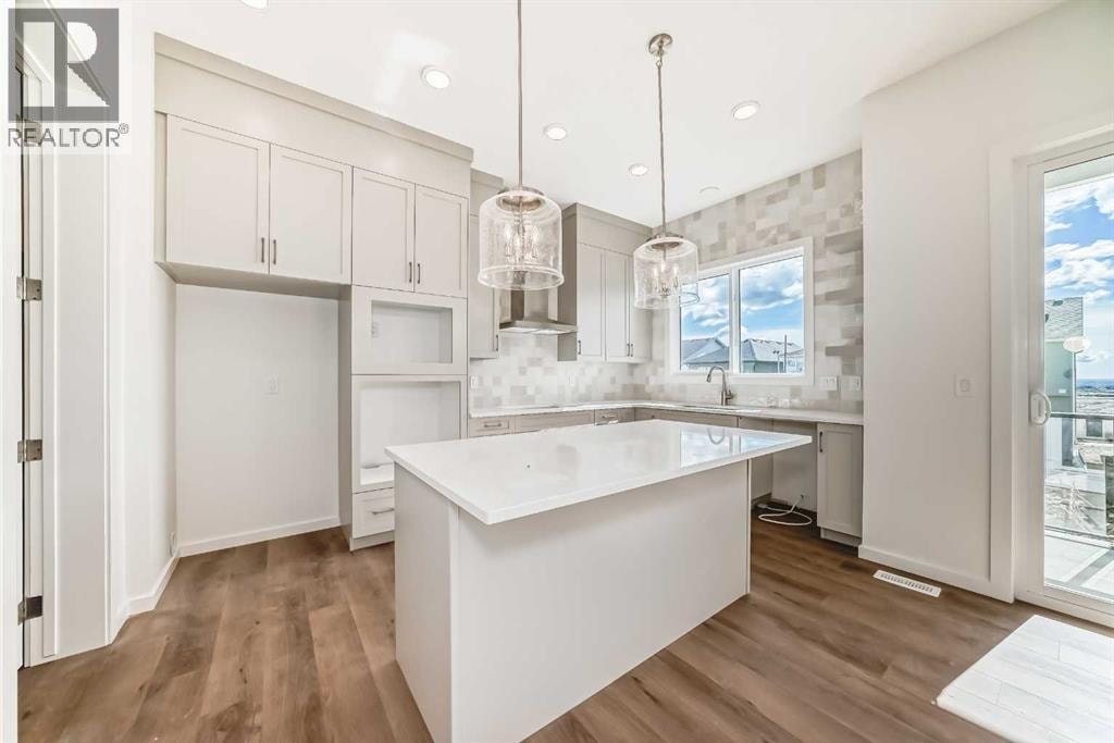 46 Verdure Place SW — photo 4