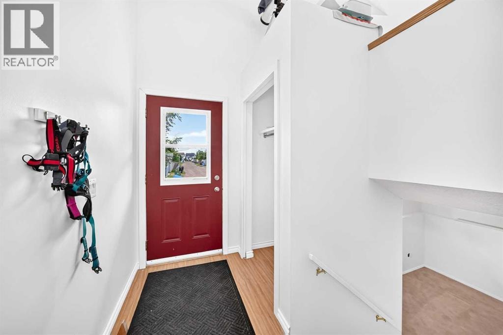 208 Erin Meadow Green SE — photo 4