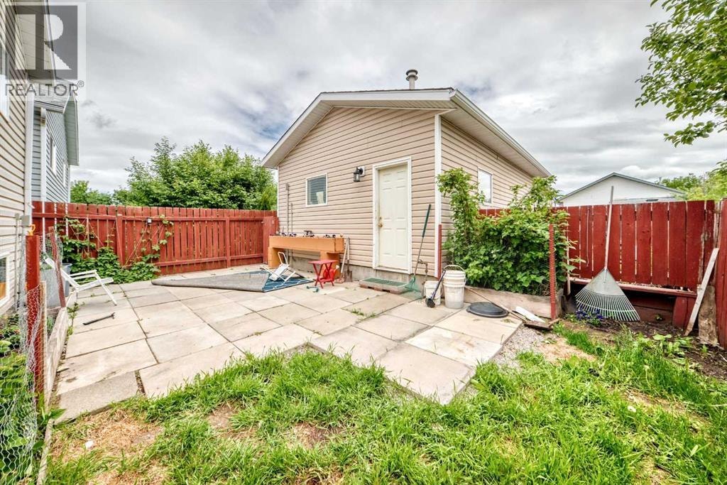 208 Erin Meadow Green SE — photo 41