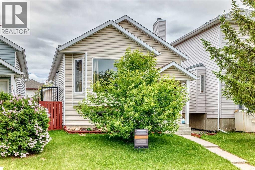 208 Erin Meadow Green SE — photo 2