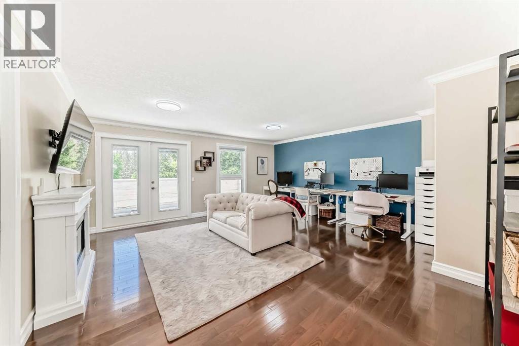 1912 Palliser Drive SW — photo 22