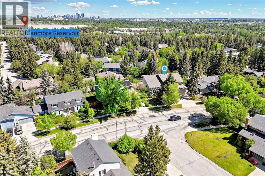 1912 Palliser Drive SW — photo 2