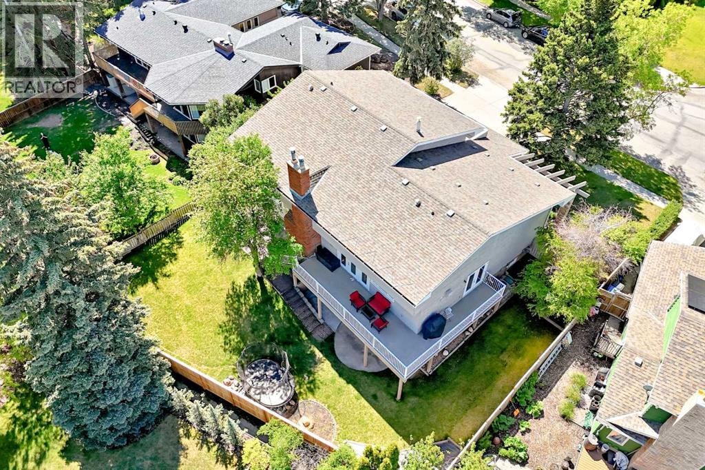 1912 Palliser Drive SW — photo 45