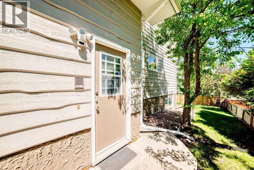 1912 Palliser Drive SW — photo 46