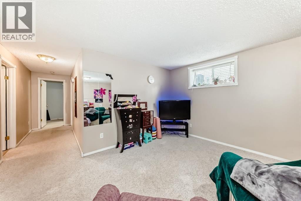 307 Mt Lorette Place SE — photo 29