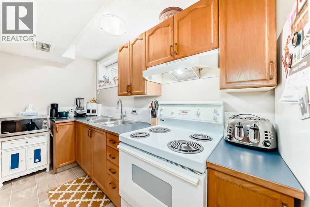 307 Mt Lorette Place SE — photo 25