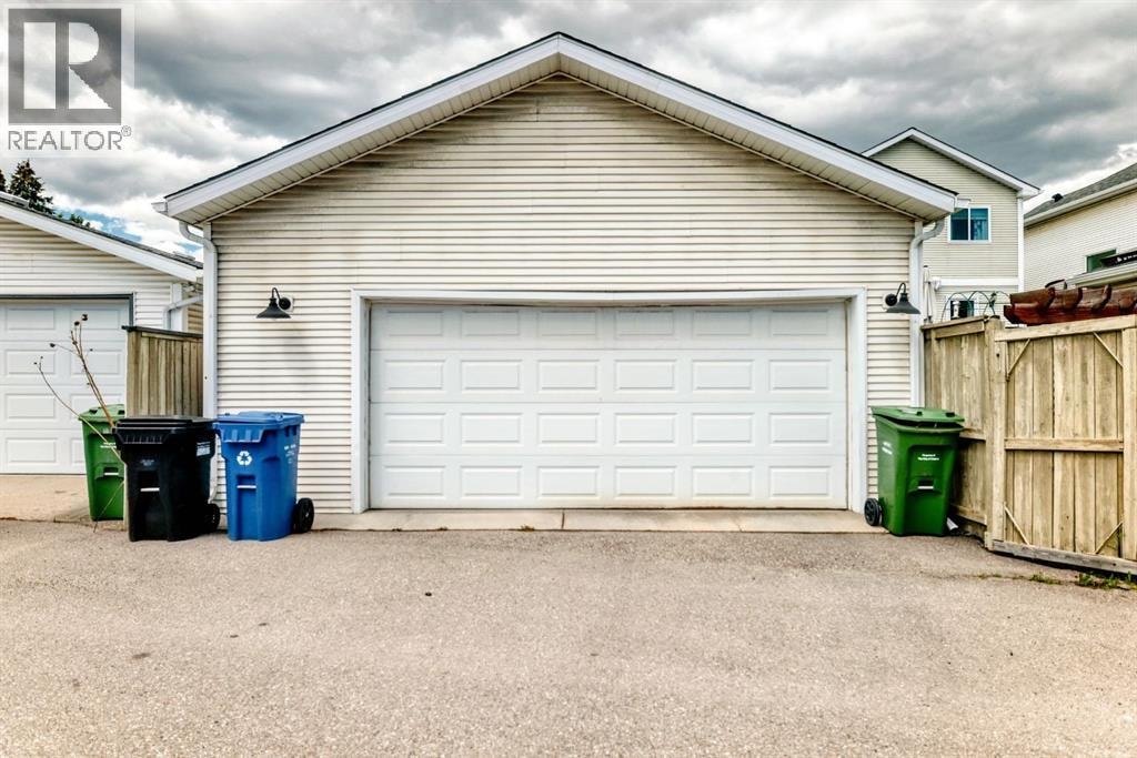 307 Mt Lorette Place SE — photo 42