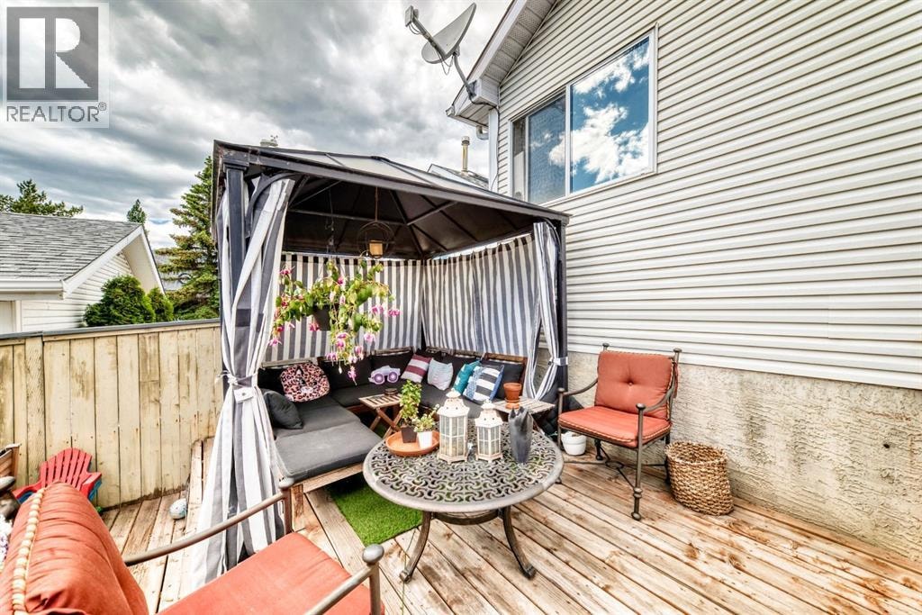 307 Mt Lorette Place SE — photo 37