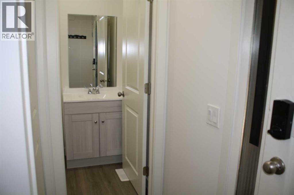 3052 32A Avenue SE — photo 26