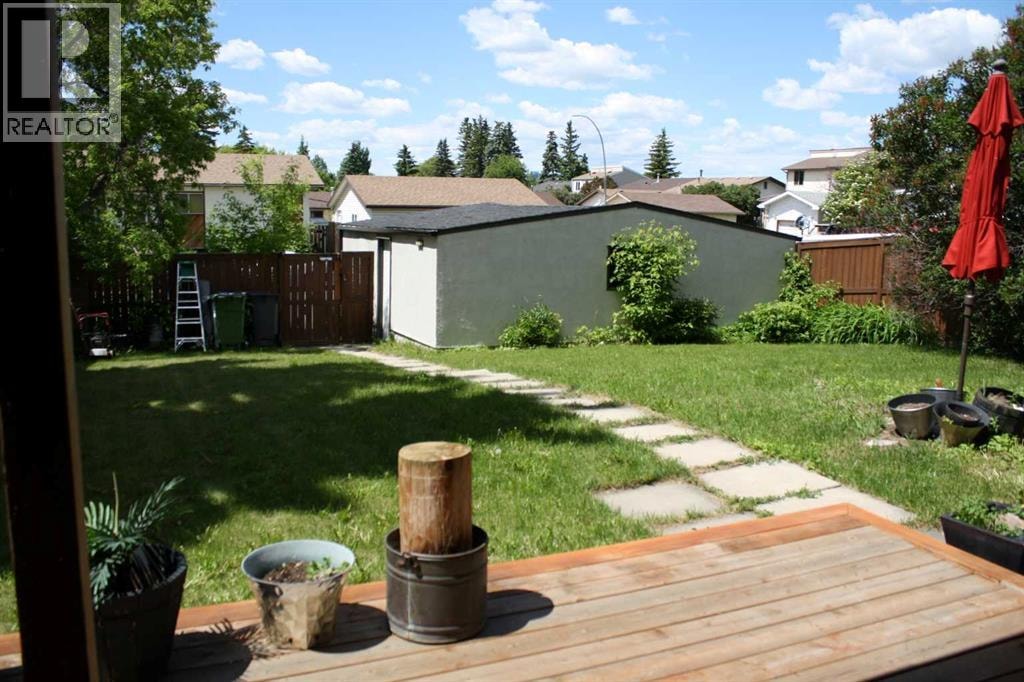 3052 32A Avenue SE — photo 33