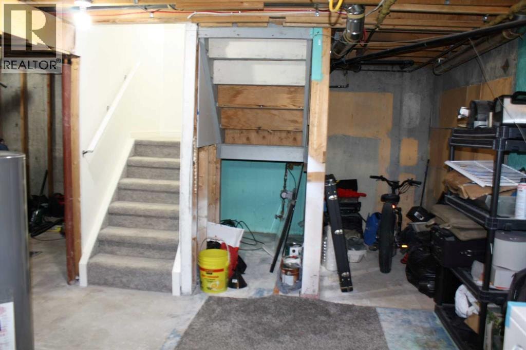 3052 32A Avenue SE — photo 32