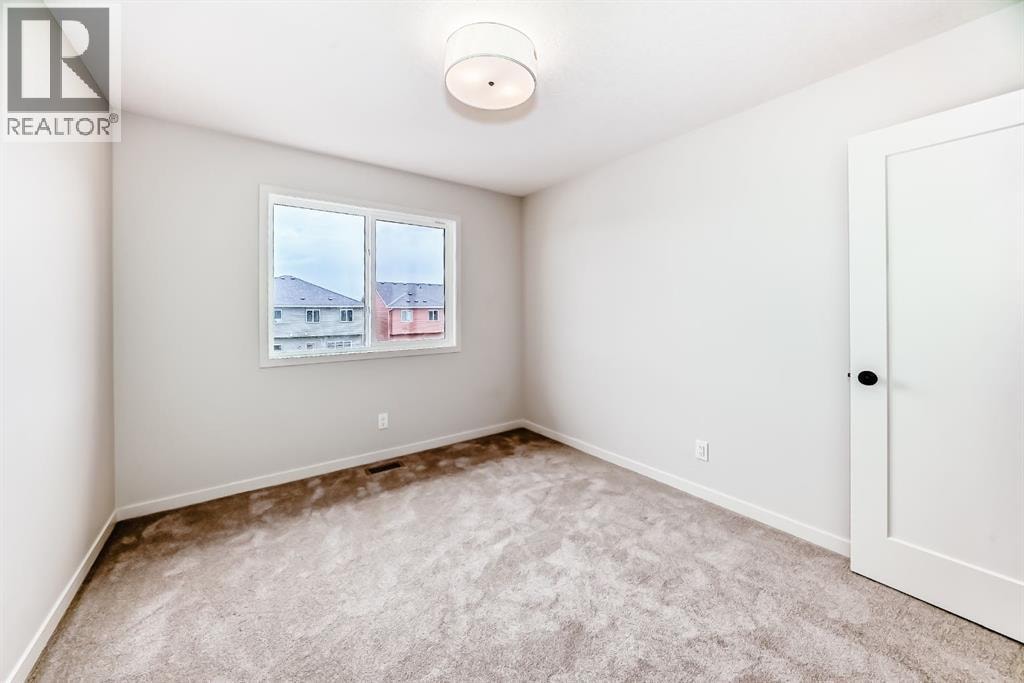 96 Fireside Common — photo 33