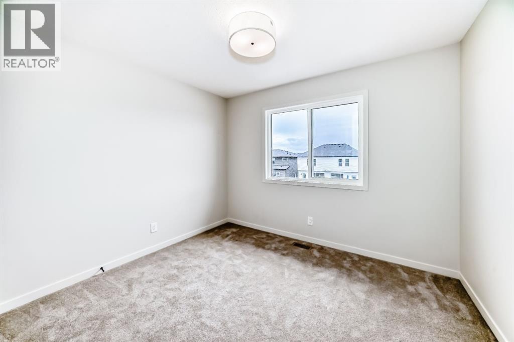 96 Fireside Common — photo 37