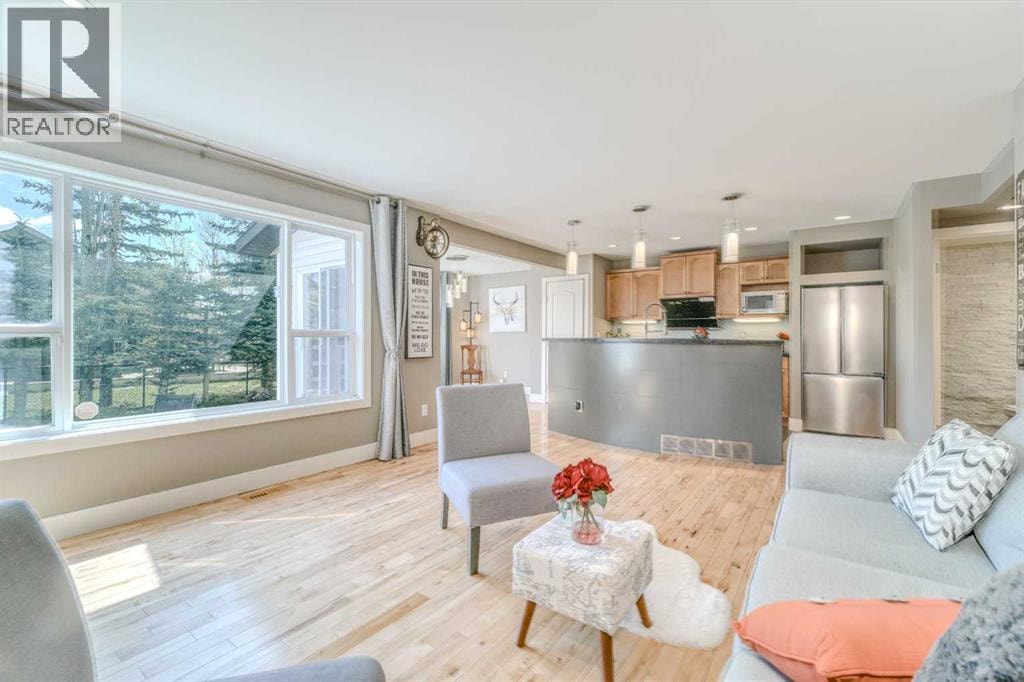100 Royal Birch Crescent NW — photo 12