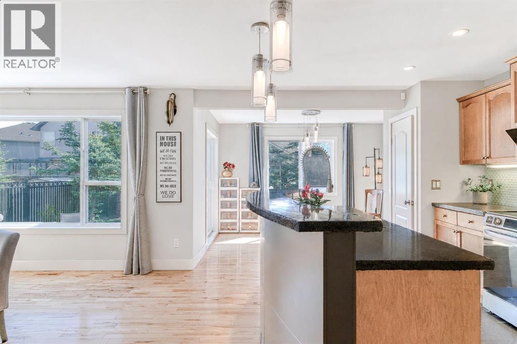 100 Royal Birch Crescent NW — photo 8