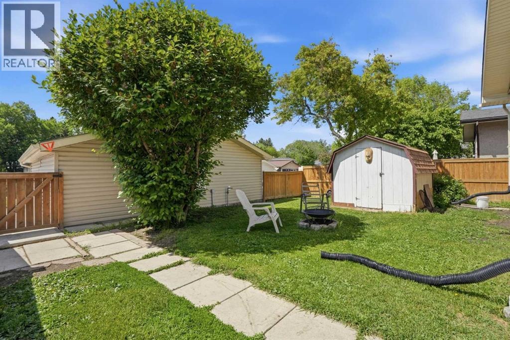 3056 32A Street SE — photo 30