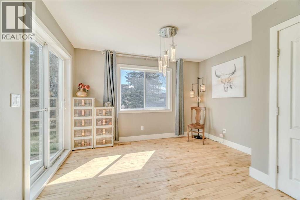 100 Royal Birch Crescent NW — photo 19