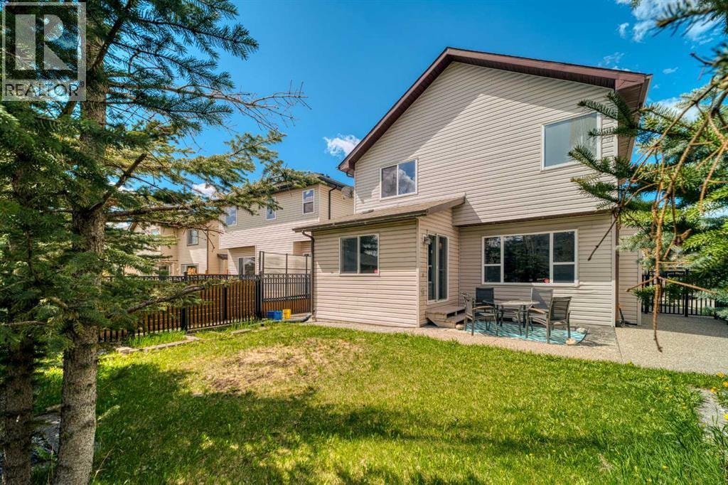 100 Royal Birch Crescent NW — photo 44