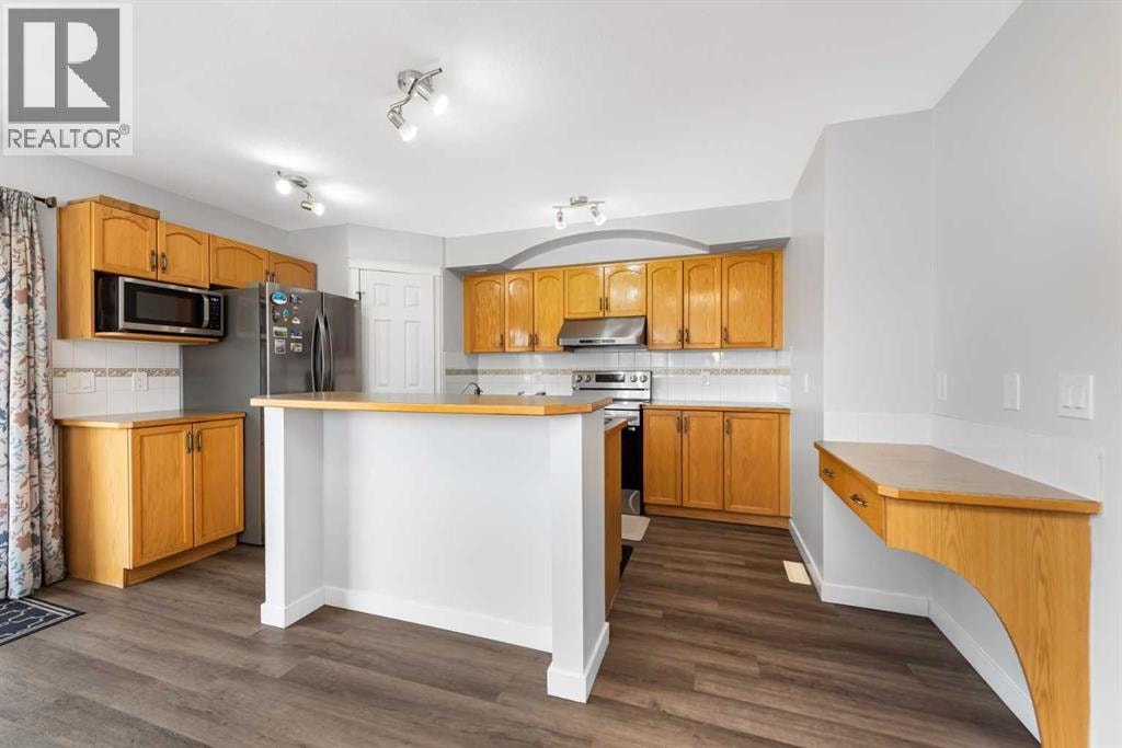 2 Saddlefield Crescent NE — photo 8