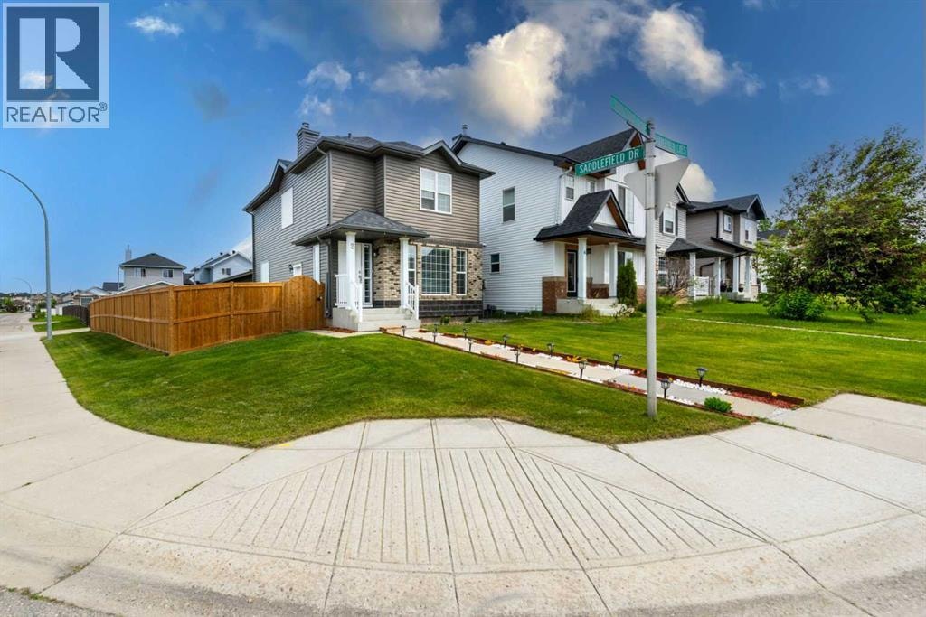 2 Saddlefield Crescent NE — photo 38