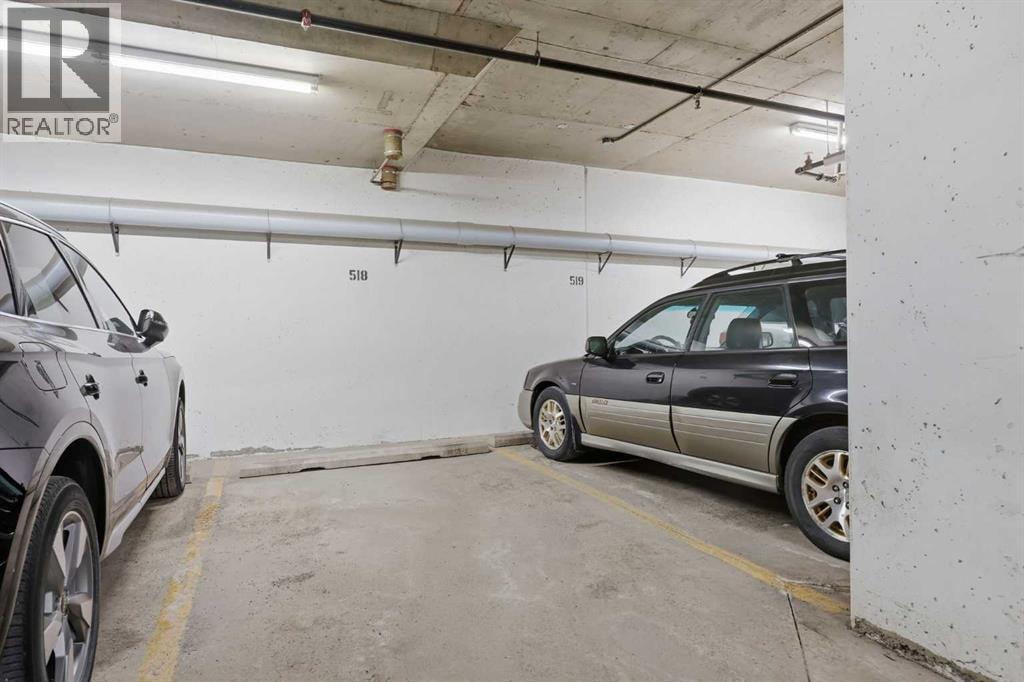 306, 70 Royal Oak Plaza NW — photo 47