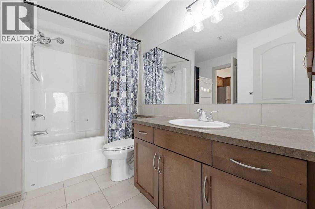 306, 70 Royal Oak Plaza NW — photo 30