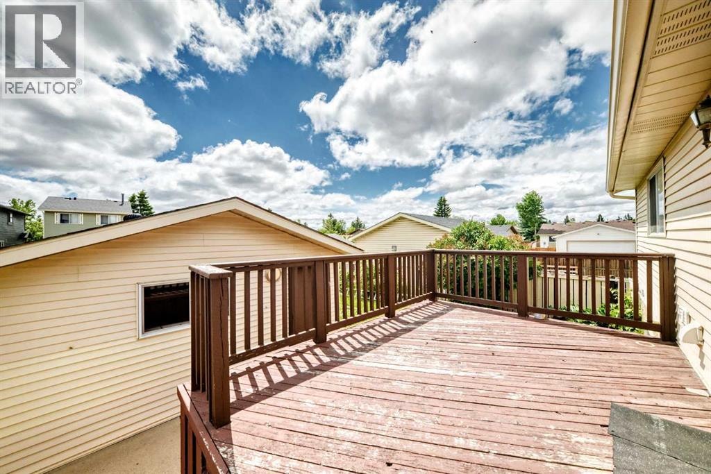 79 Castledale Way NE — photo 10