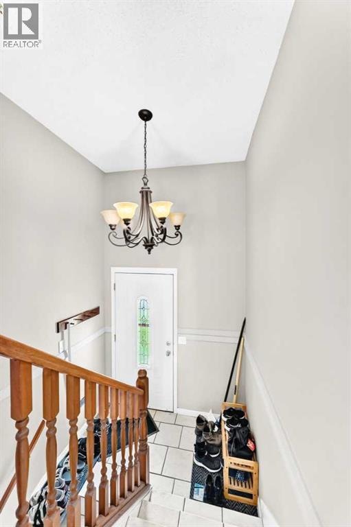 79 Castledale Way NE — photo 4