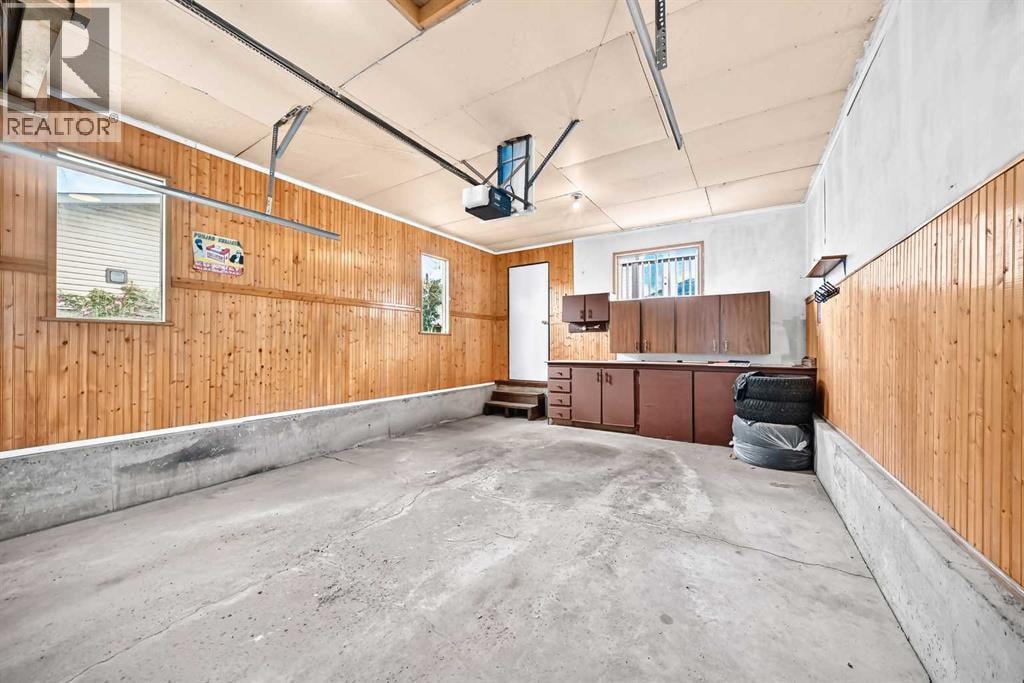 79 Castledale Way NE — photo 49