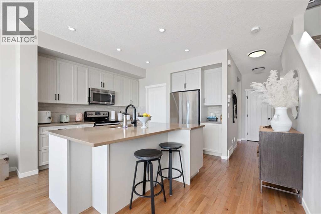 124 Masters Crescent SE — photo 6