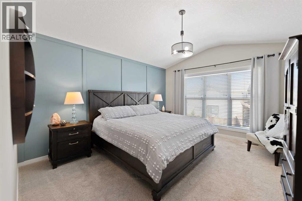 124 Masters Crescent SE — photo 21