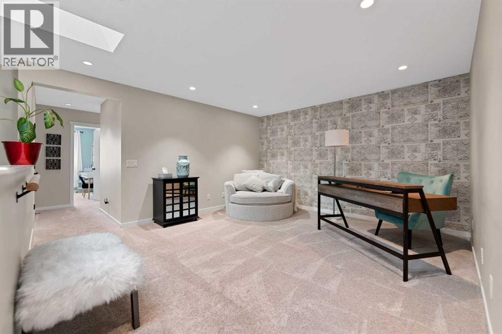 124 Masters Crescent SE — photo 24
