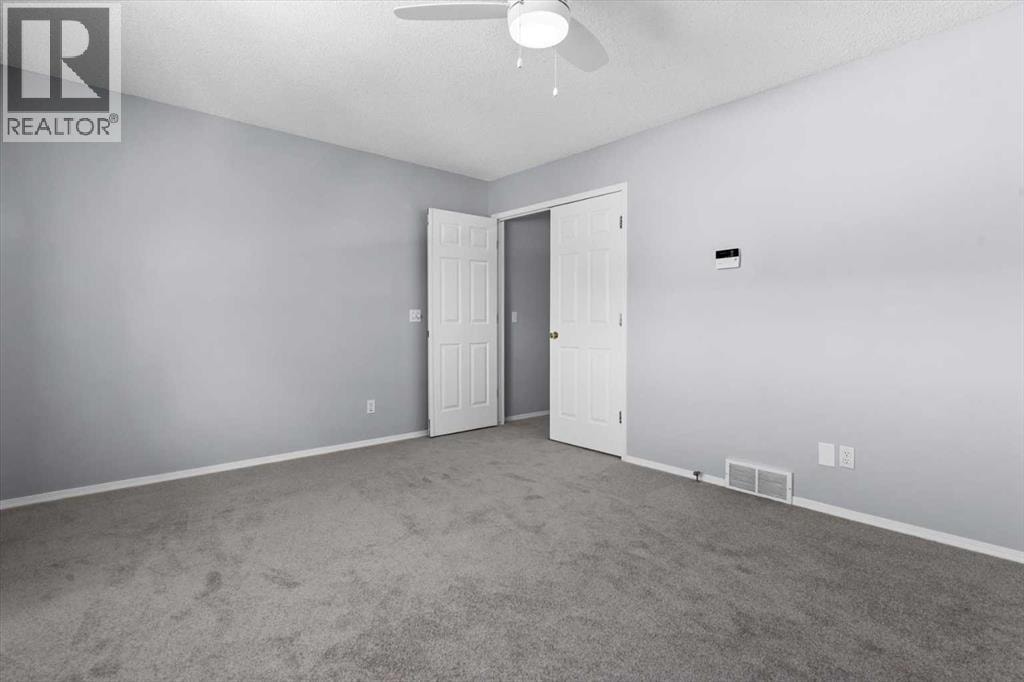 3103 39 Street SW — photo 18