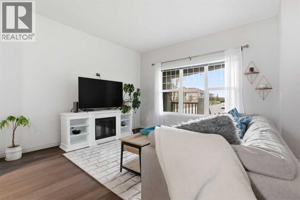 632 Mahogany Boulevard SE — photo 6