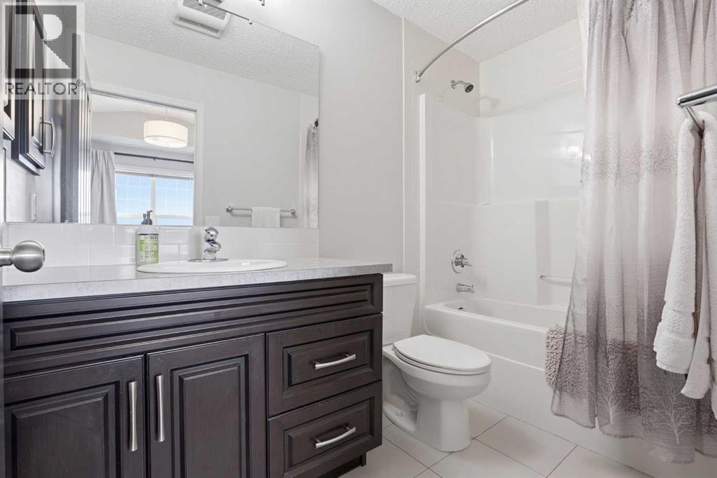 632 Mahogany Boulevard SE — photo 12