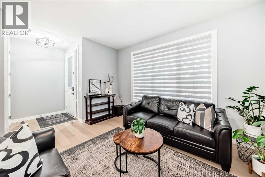 804 Lawthorn Way SE — photo 8
