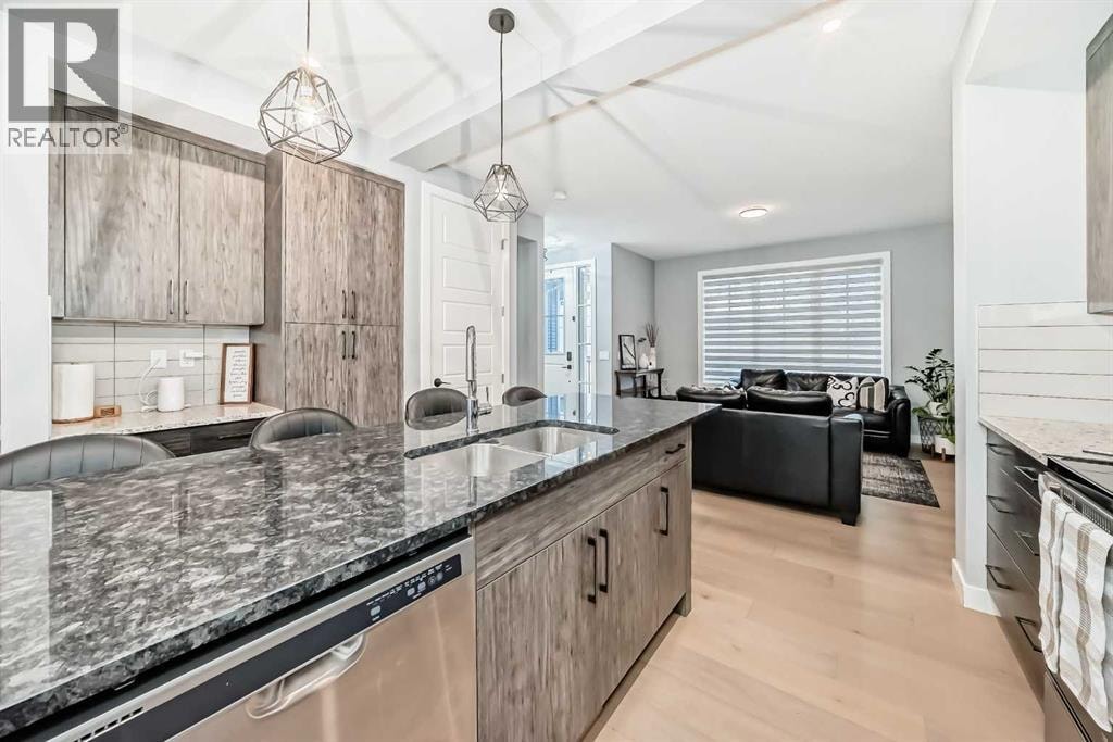 804 Lawthorn Way SE — photo 17