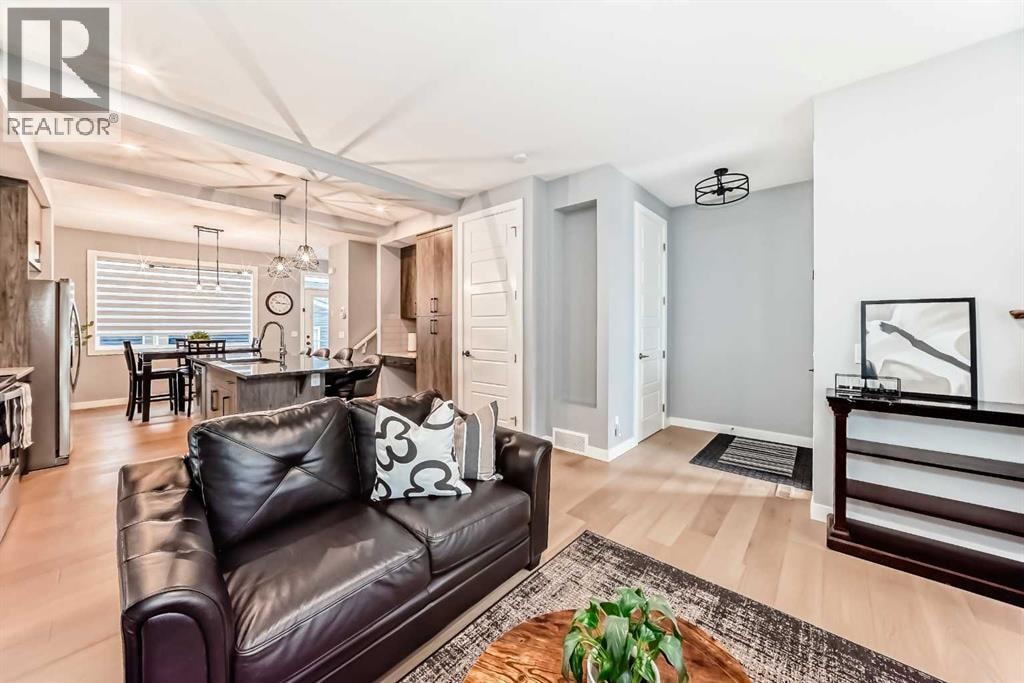 804 Lawthorn Way SE — photo 9