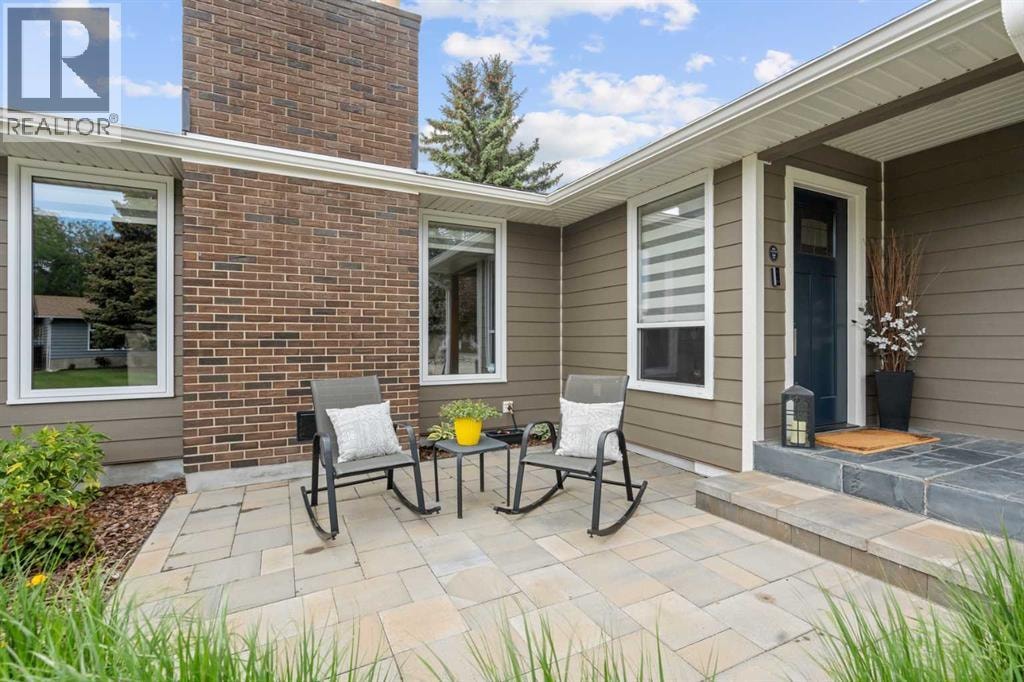260 Parkview Place SE — photo 3