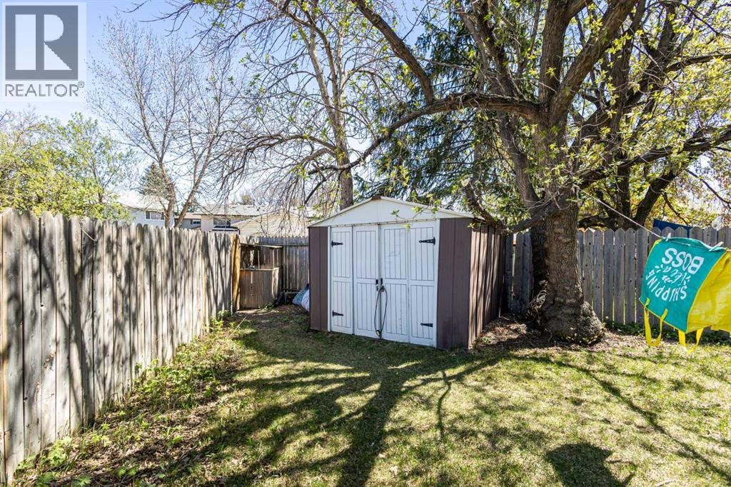252 Templeview Way NE — photo 33