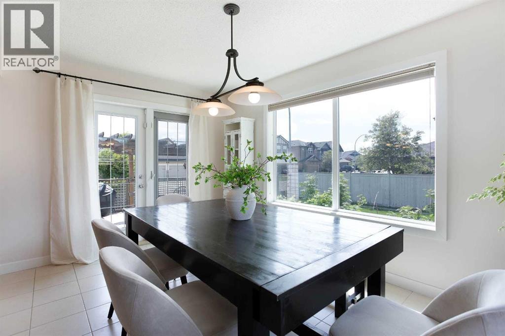 2 Kingston View SE — photo 15