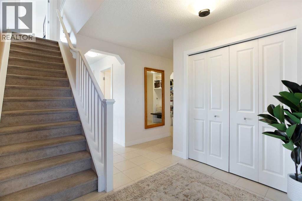 2 Kingston View SE — photo 20