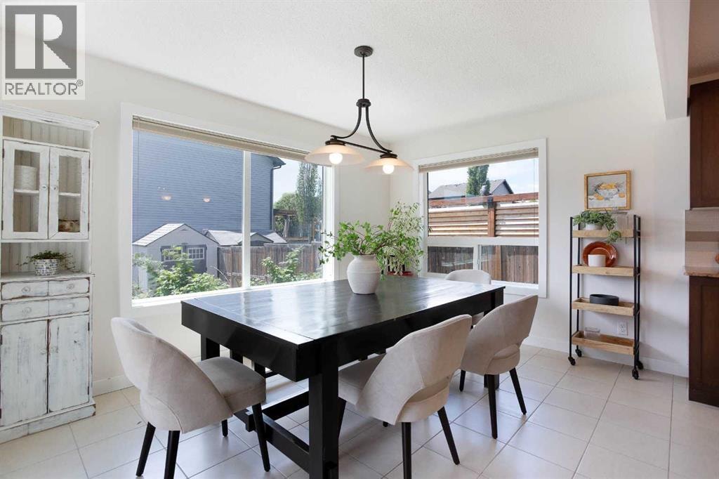 2 Kingston View SE — photo 14