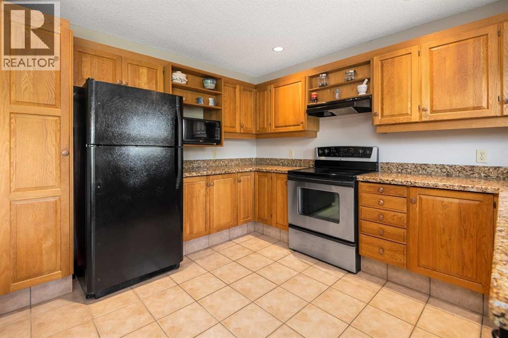 3, 185 Woodridge Drive SW — photo 15