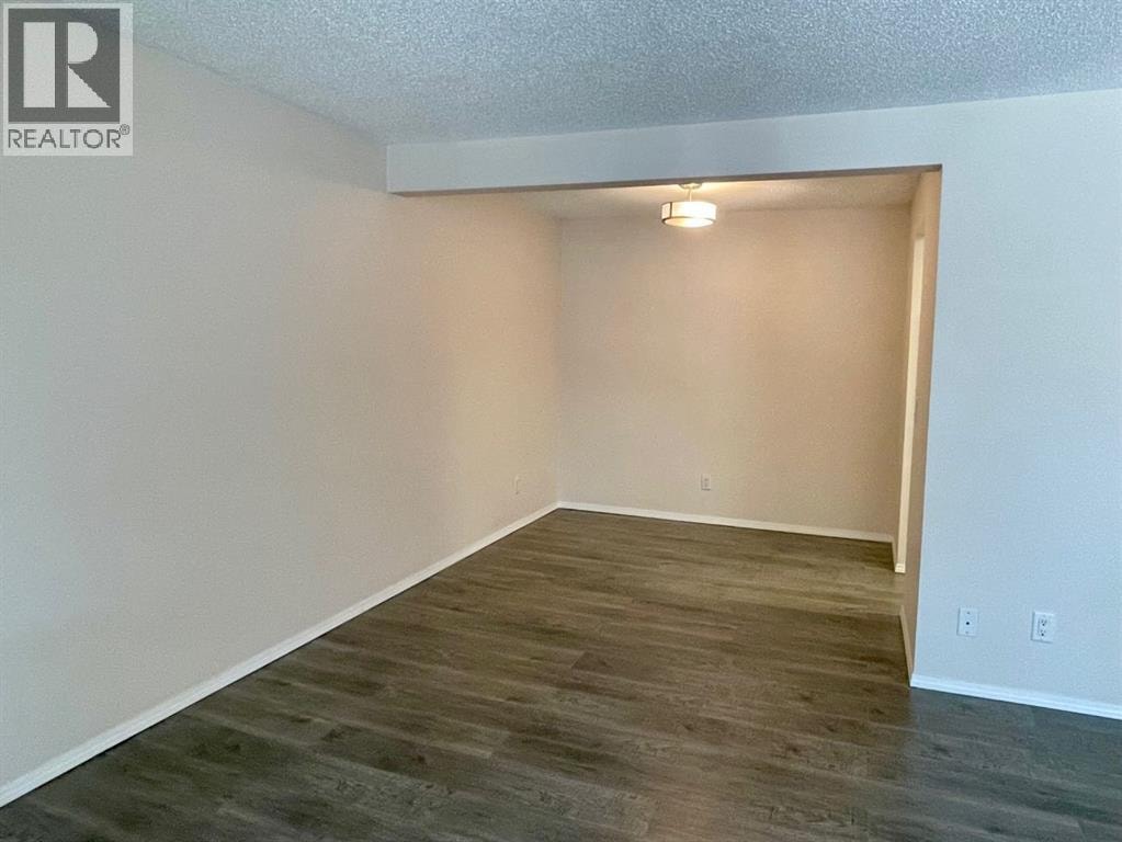 81 Cedar Springs Gardens SW — photo 11