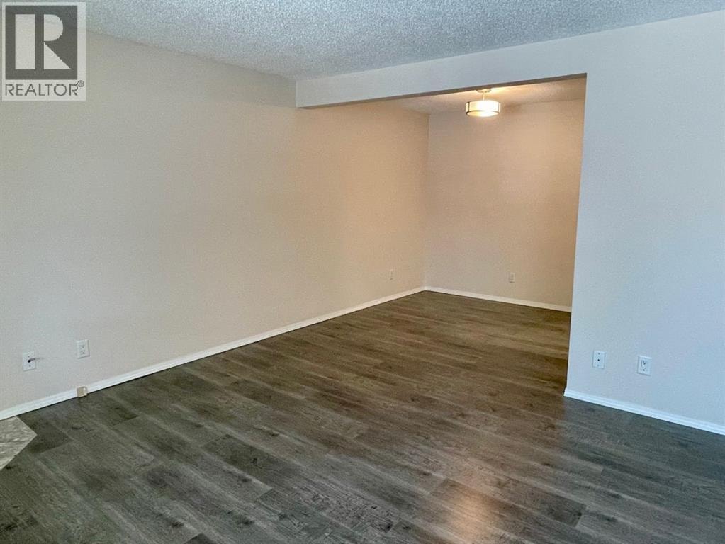 81 Cedar Springs Gardens SW — photo 10