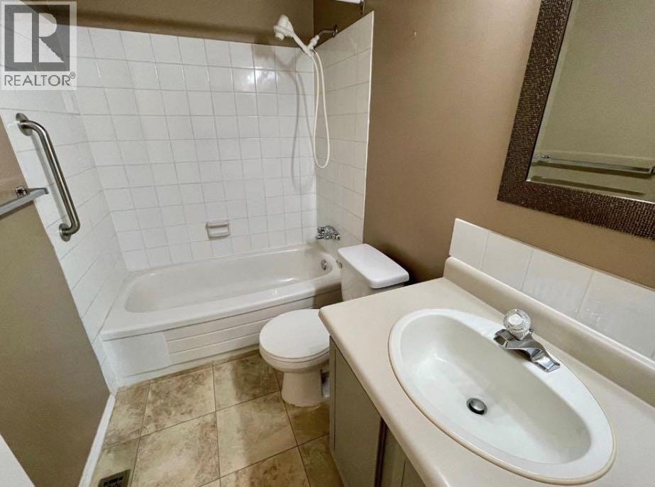 81 Cedar Springs Gardens SW — photo 13