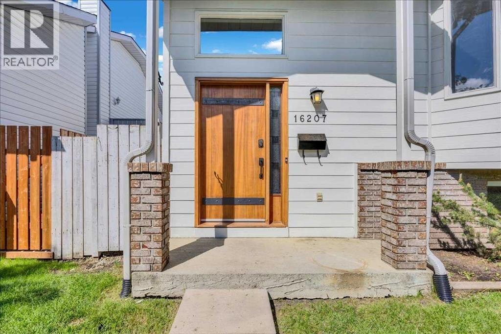 16207 Shawfield Drive SW — photo 2